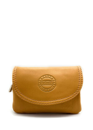 Monedero N429PNC Packaging incluido Bolsita de tela color Beig Pielnoble. DESCRIPCIÓN: Monedero hecho a mano para mujer de piel extra suave. Sensacional monedero con cremallera trasera y cremallera interior que destaca por su calidad en el material, todo hecho a mano en diferentes colores. Un diseño moderno para esta temporada que también tiene un bolsillo interior ideal para meter tarjetas, personalizado con el logotipo de Pielnoble. Ideal como 'PortaTodo' y super práctico.